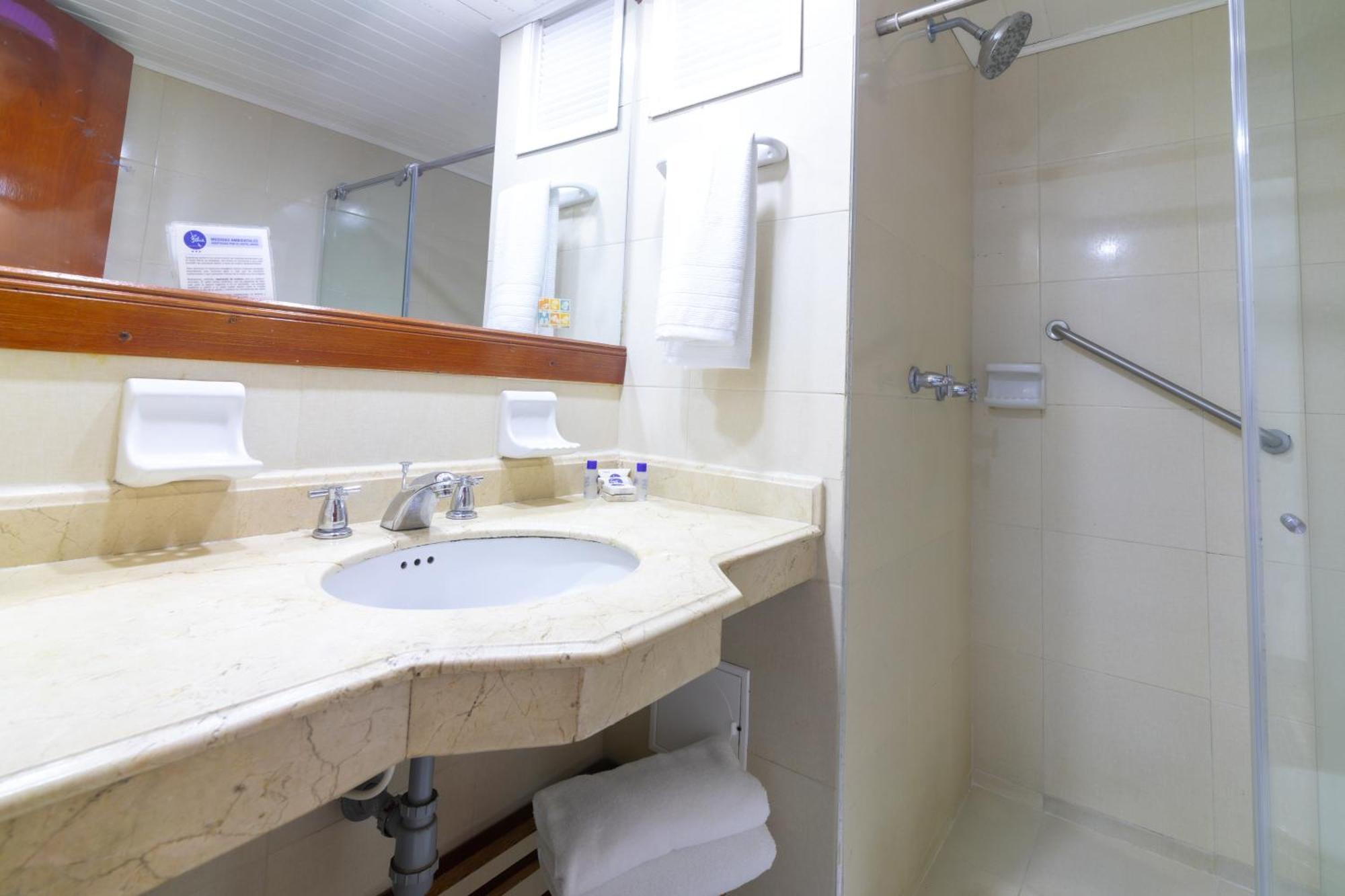 Hotel Bahia Cartagena Exterior photo